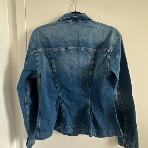 NWT Gap Cinched Denim Jacket Size Small - Picture 8 of 8